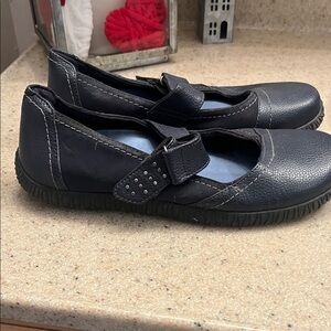 Orthaheel Navy Leather Loafers with Strap